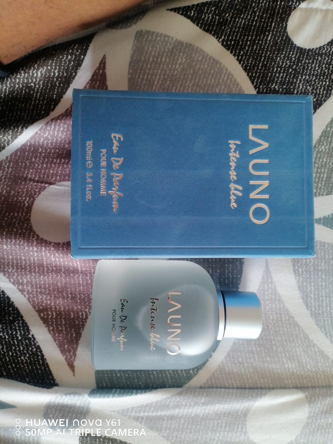 Customer photo review of Launo intense blue 100ml