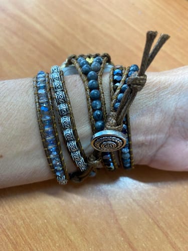 Customer photo review of Onyx Moonlight Apple Watch Strap