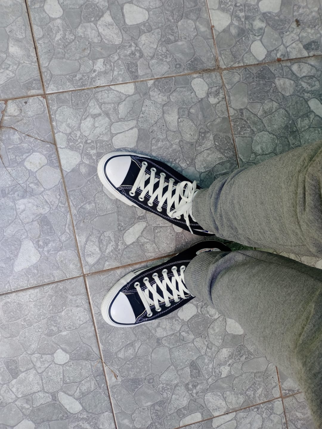 Customer photo review of Zapatillas Converse Chuck Taylor Hi Negro