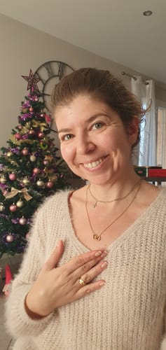Customer photo review of Coffret Rose Éternelle avec Collier Gravé - Pour toi, l'amour de ma vie
