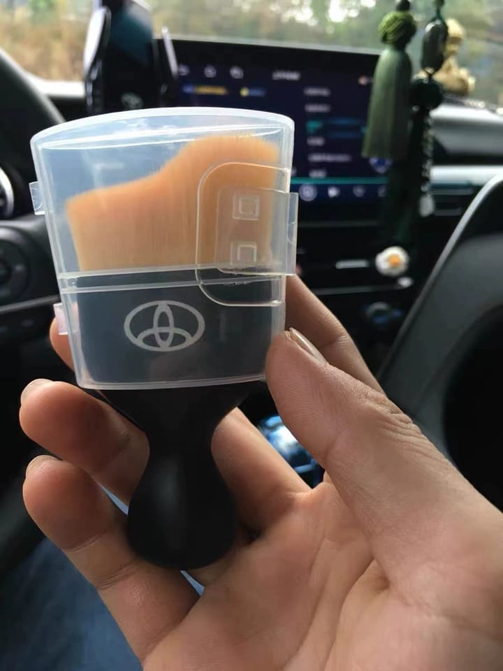 Customer photo review of Personalisierte weiche Staubbürste
