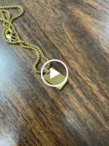 Customer video review of Minimal Matte Dog Tag