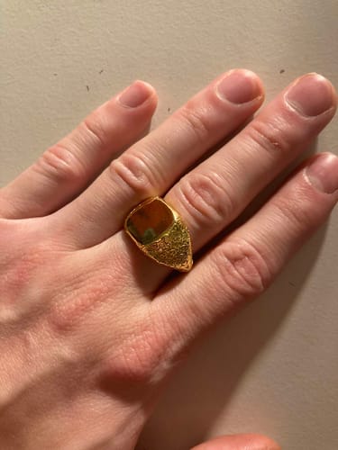 Customer photo review of Arabia Signet - Gold