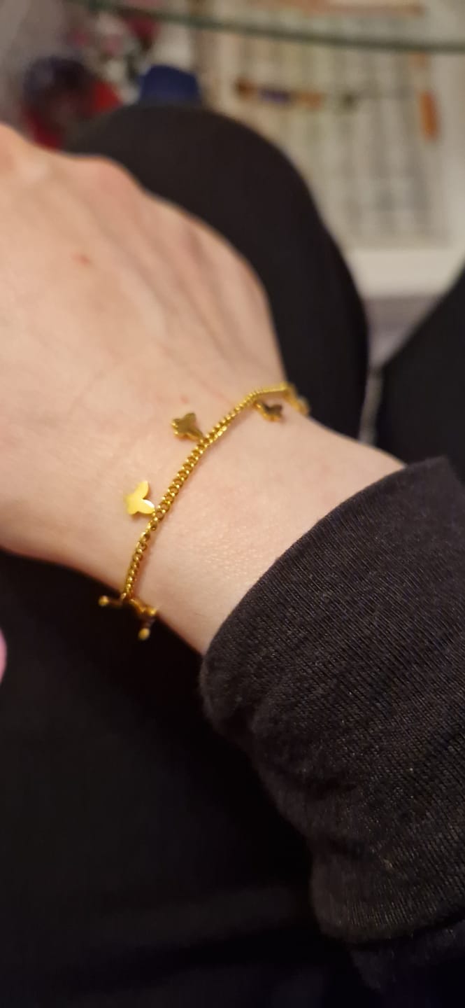 Customer photo review of Adela Fußkette | 18K vergoldet