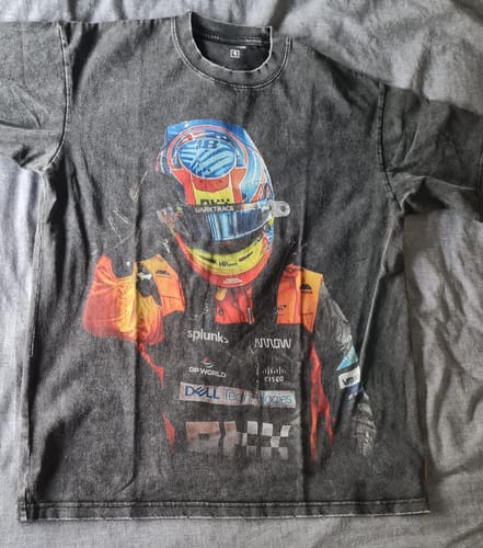 Customer photo review of OSCAR PIASTRI 81 TEE