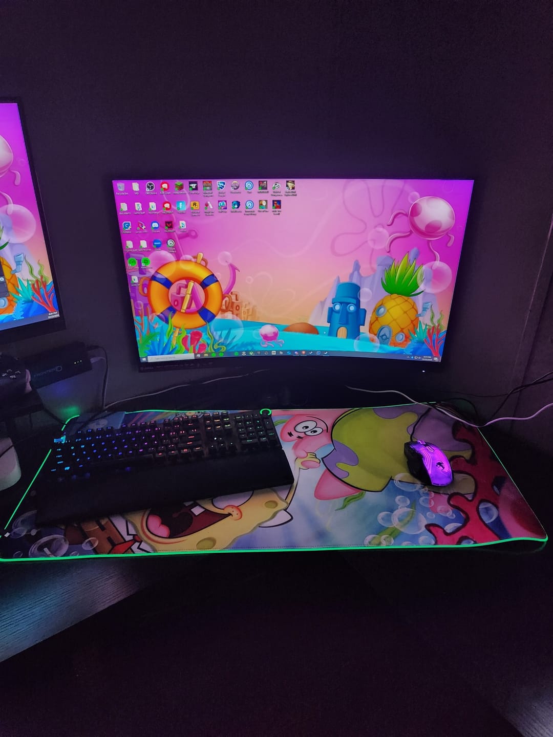 Customer photo review of Spongebob P1 BFF RGB Mousepad - XL
