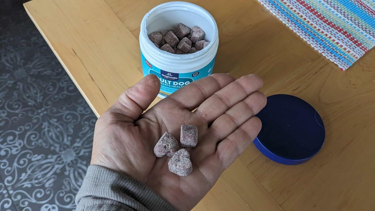 Customer photo review of Adult Dog Ultimate Health  Chew