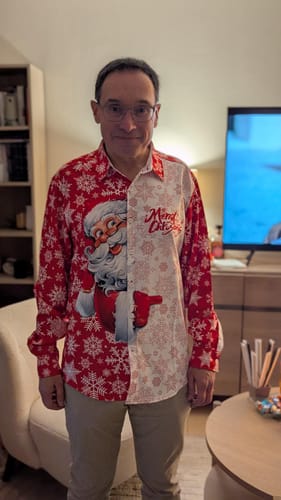 Customer photo review of Chemise à manches longues pour hommes avec imprimé amusant de flocon de neige et Père Noël de Noël