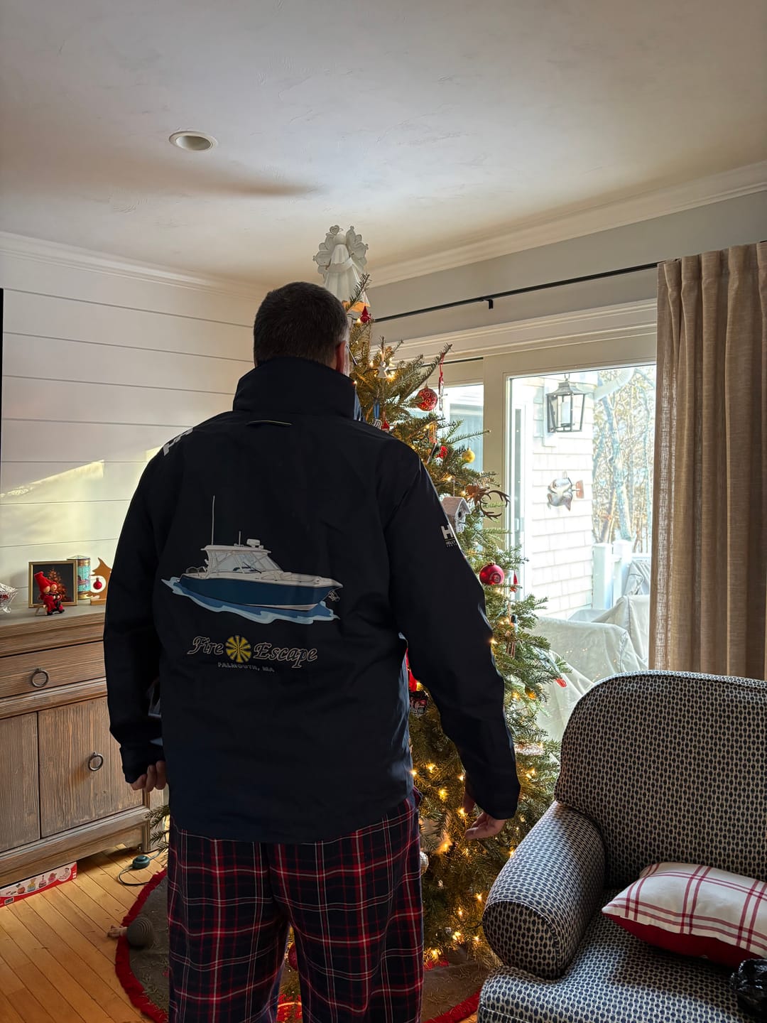 Customer photo review of Helly Hansen Men’s Crew Hooded Jacket 2.0