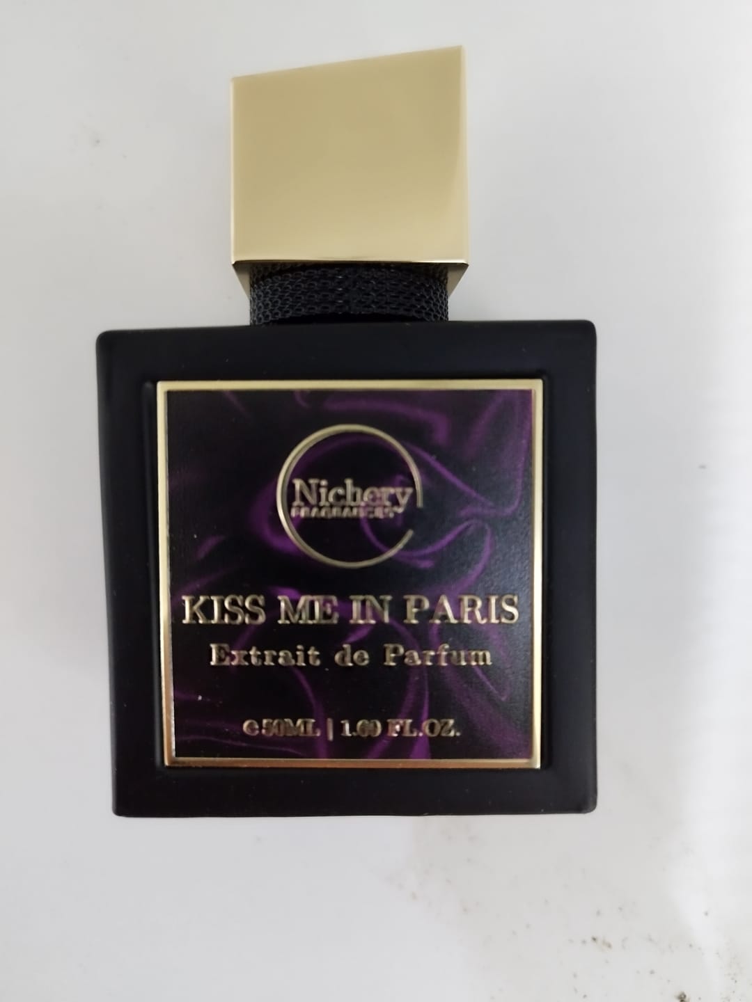 Customer photo review of Nichery Kiss Me in Paris Extrait de Parfum - Unisex 50ml