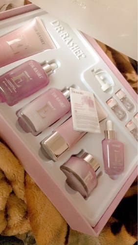 Customer photo review of DR RASHEL Vitamin E Fade Dark Spots and Hydrating Skin Care Set Pack of 10