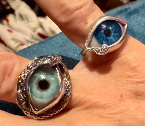 Customer photo review of Hand Painted Teal Ojo De Medusa Eye Ring