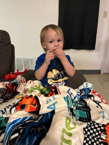 Customer photo review of Free shipping✈️Personalized Drift Car Name Blanket