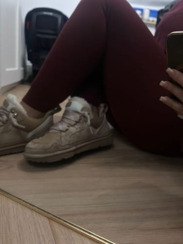 Customer photo review of UGG Lowmel Sand