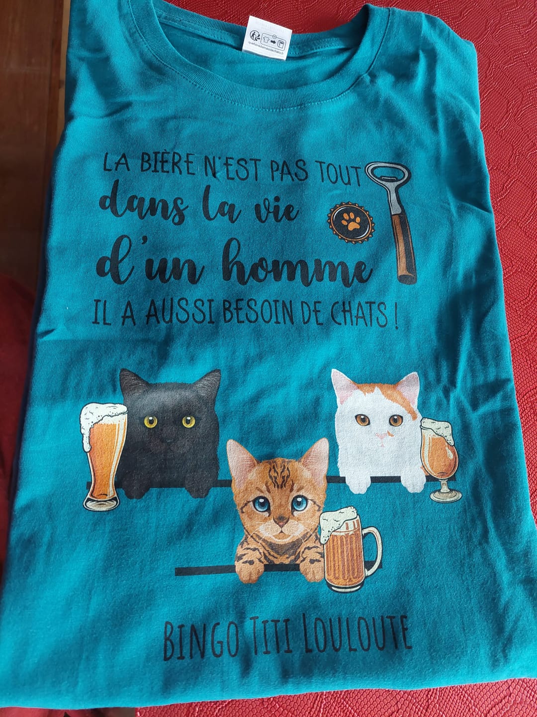 Customer photo review of Bière et Miaou - T-Shirt personnalisé