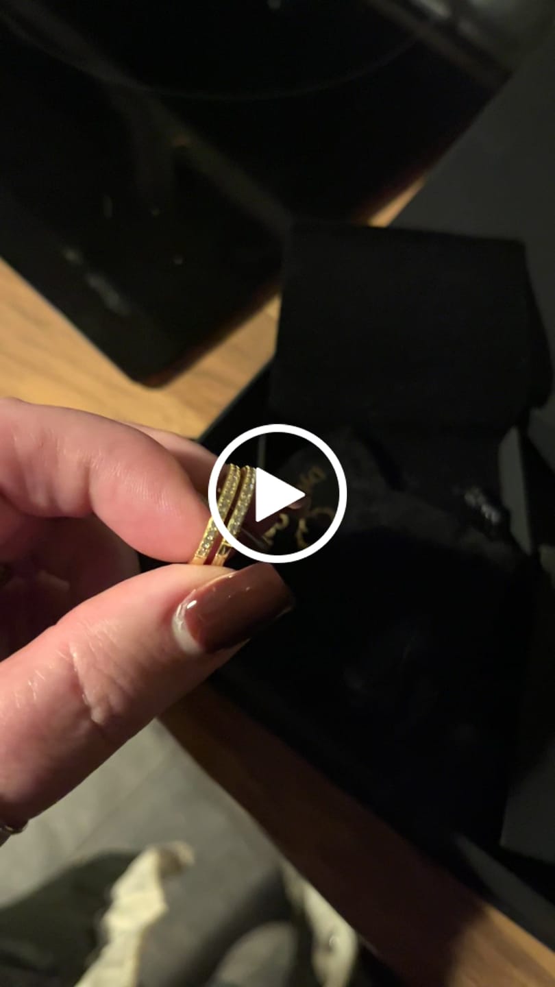 Customer video review of Medium Pave Hoops Gold