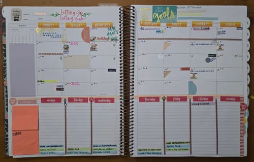 Customer photo review of 2025 Portrait Weekly Planner, Orchard