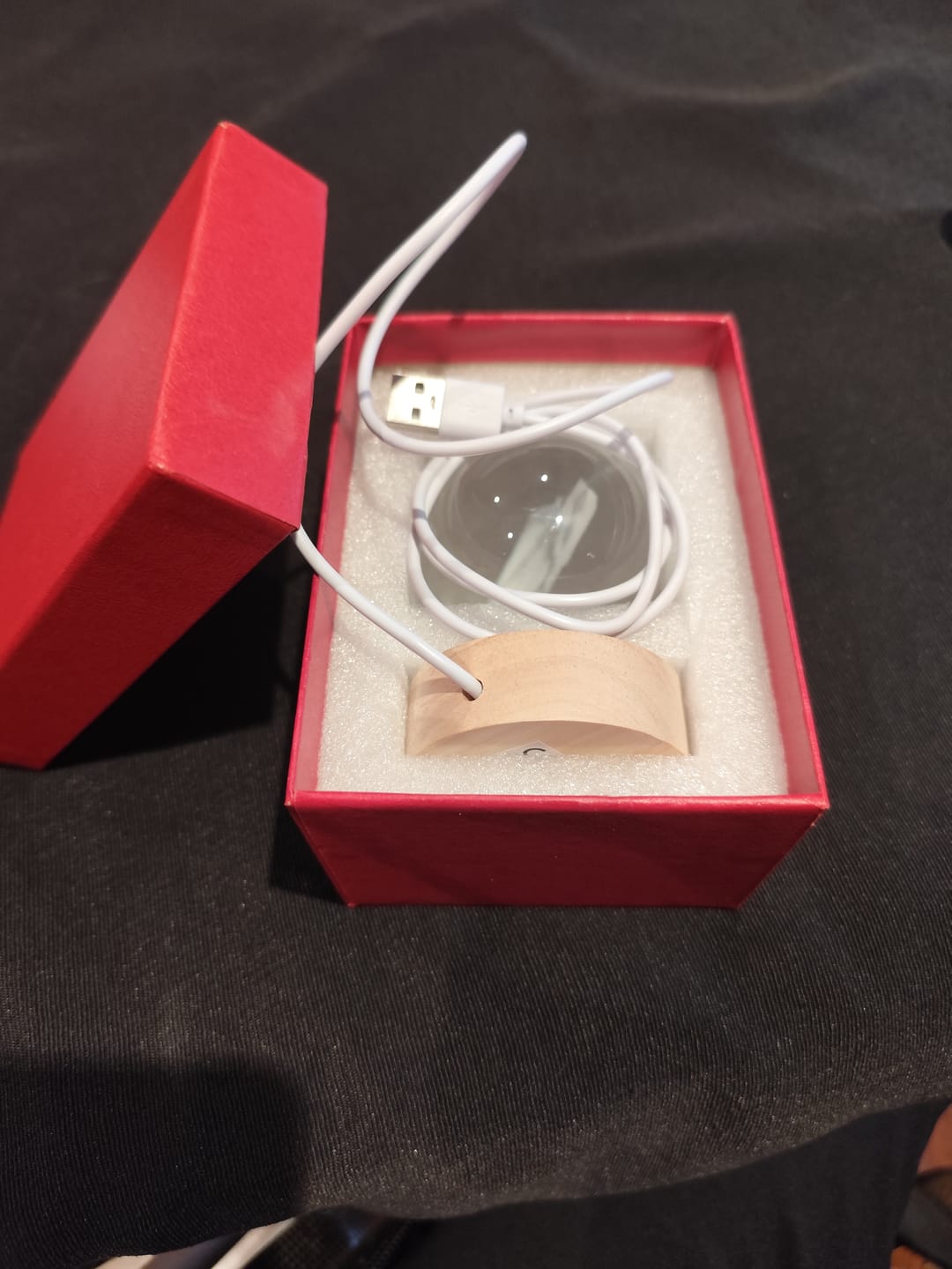 Customer photo review of Esfera de cristal Personalizable