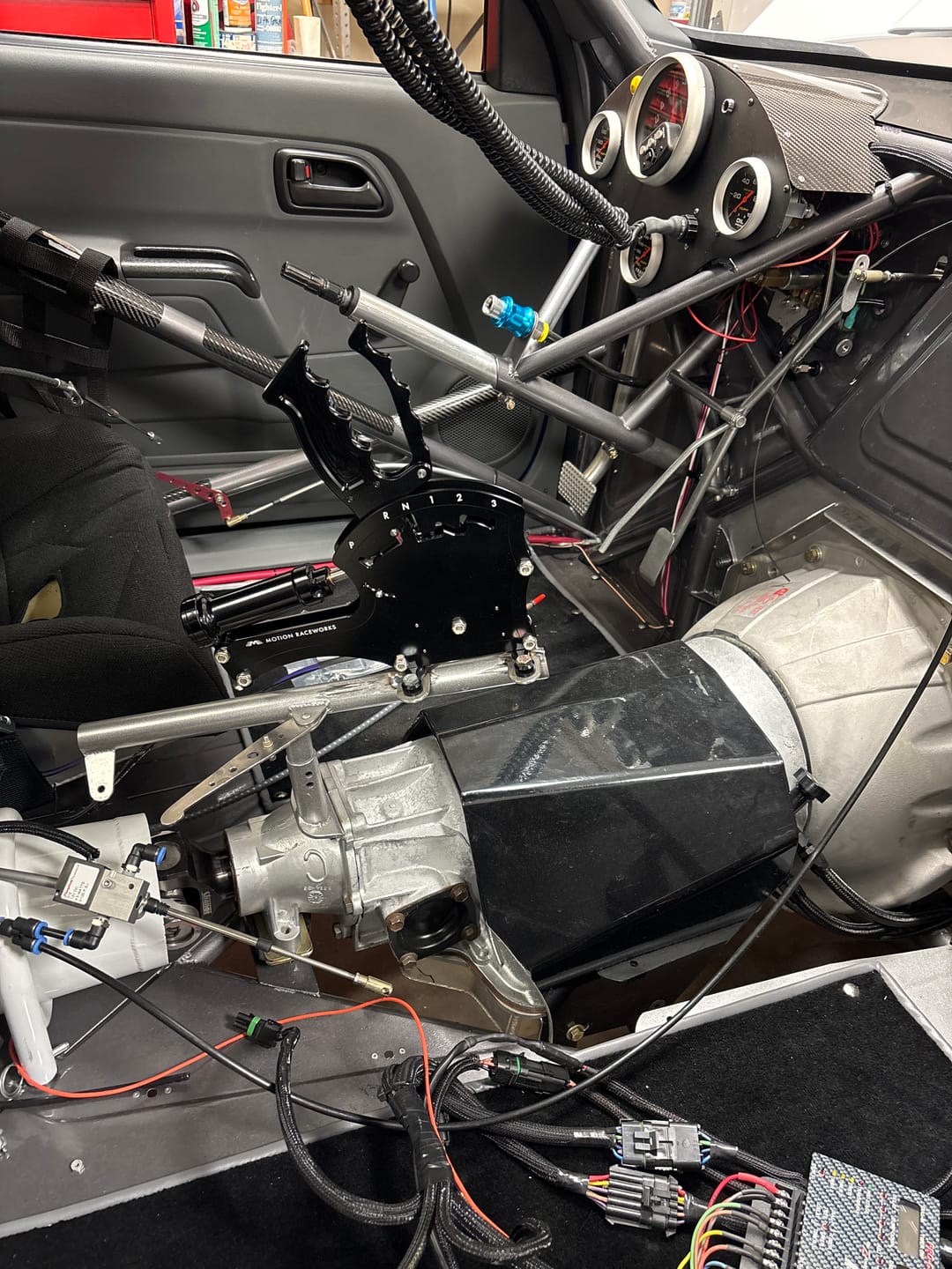 Customer photo review of TH400 3 Speed Push To Shift Reverse Pattern Operator Series Billet Shifter Rear Exit