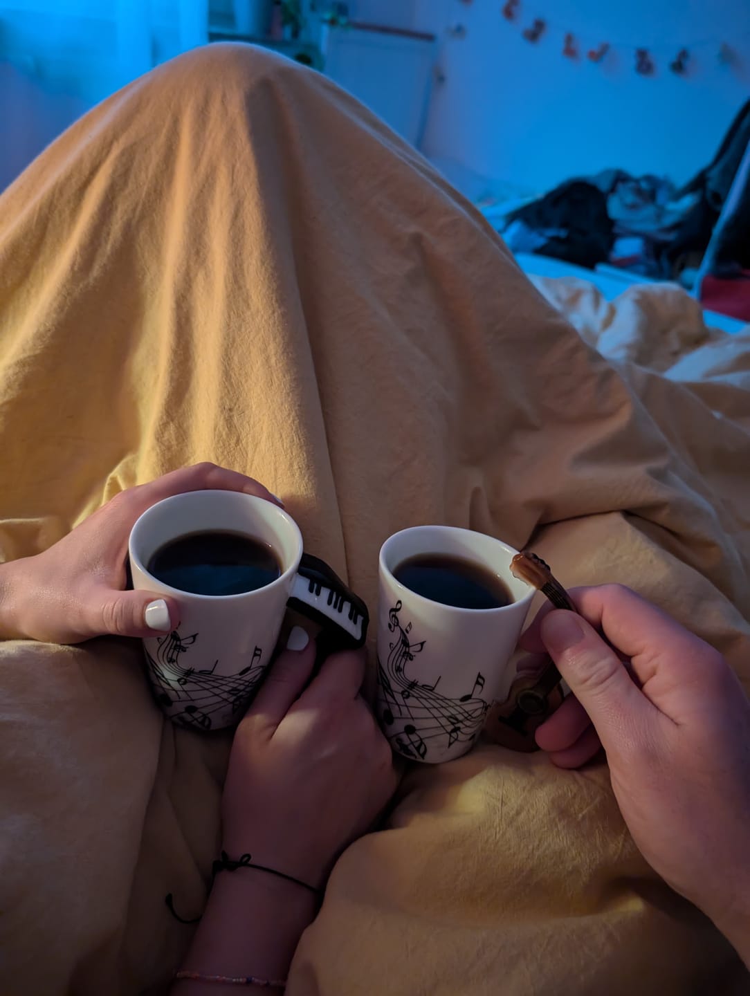 Customer photo review of Originelle Tasse – Gitarre
