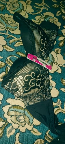 Customer photo review of Green Neon Lacy Padded Bra