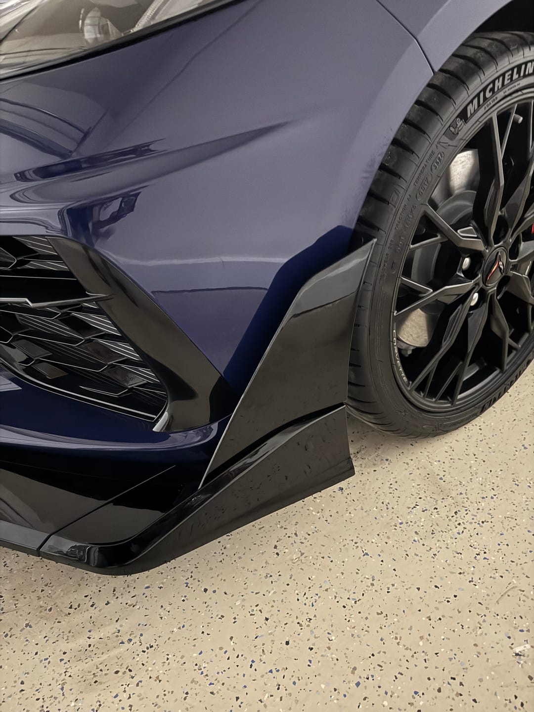 Customer photo review of Corvette C8 Track Edition Front Splitter