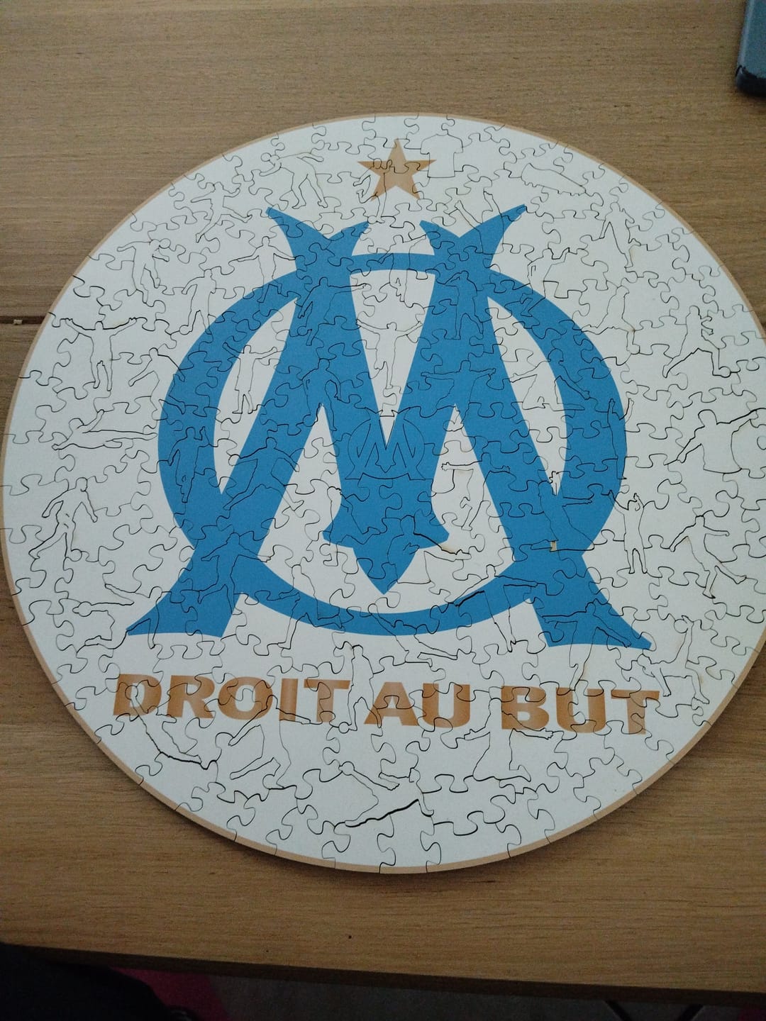 Customer photo review of Logo Olympique de Marseille® - Puzzle en Bois
