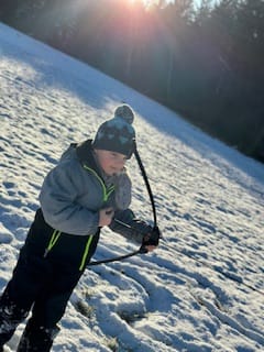 Customer photo review of Sportbogen Set für Kinder mit 6 Carbon-Hybrid Pfeilen und 3 Zielscheiben