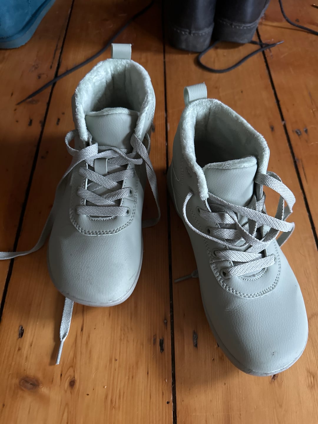 Customer photo review of Spruce - Winter Barefoot Shoes