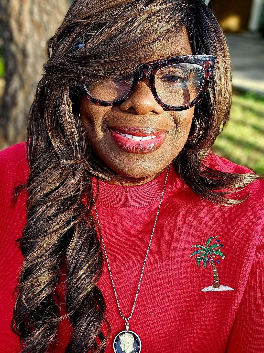 Customer photo review of Freetress Equal Lite Synthetic Hair Wig - 013