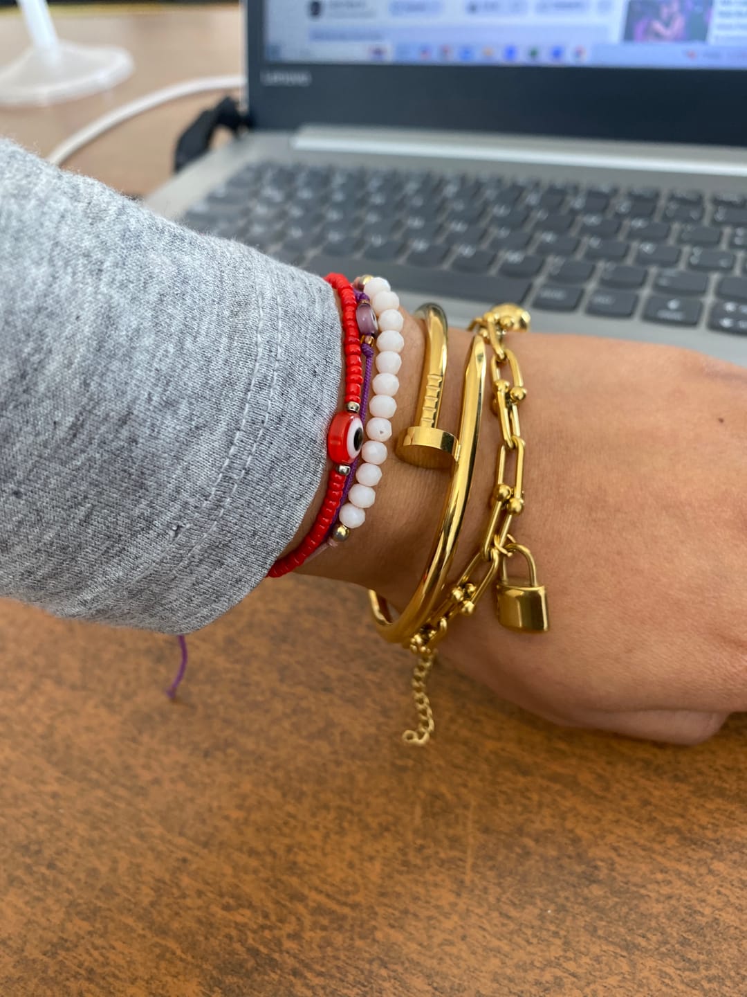 Customer photo review of Pulsera Sabina