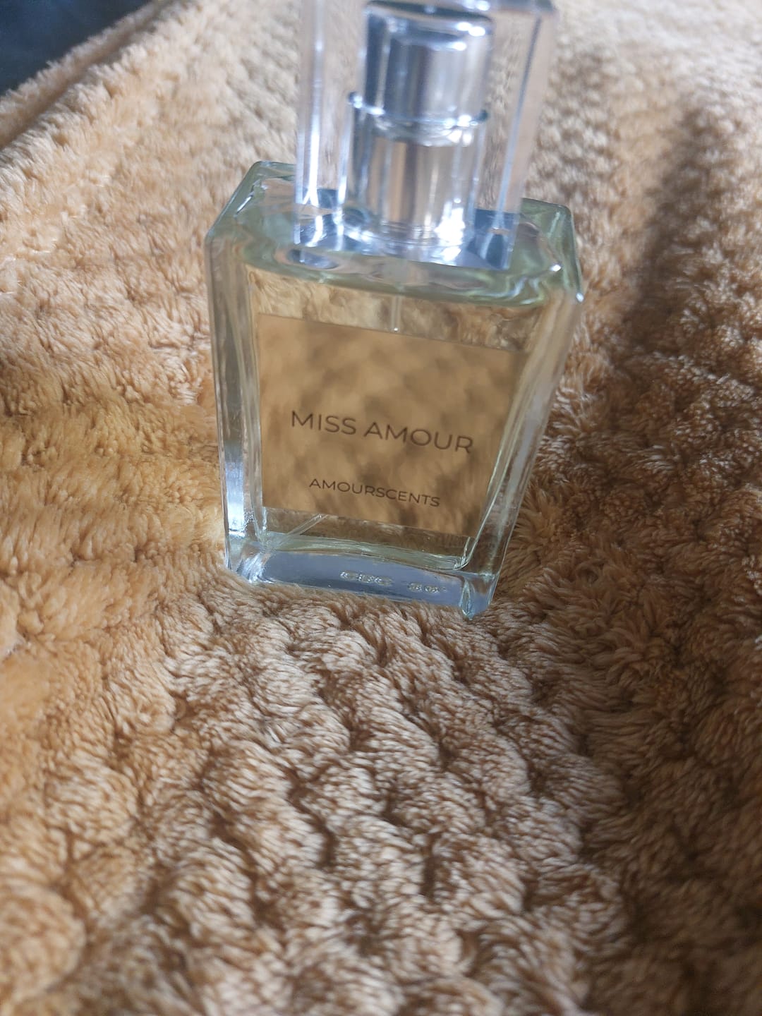 Customer photo review of Miss Amour