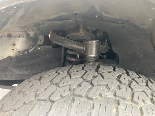 Customer photo review of Upper Control Arms For 1996-2003 2-4" Lift Toyota Tacoma 4Runner 6 lug Front Suspension Lift Kit