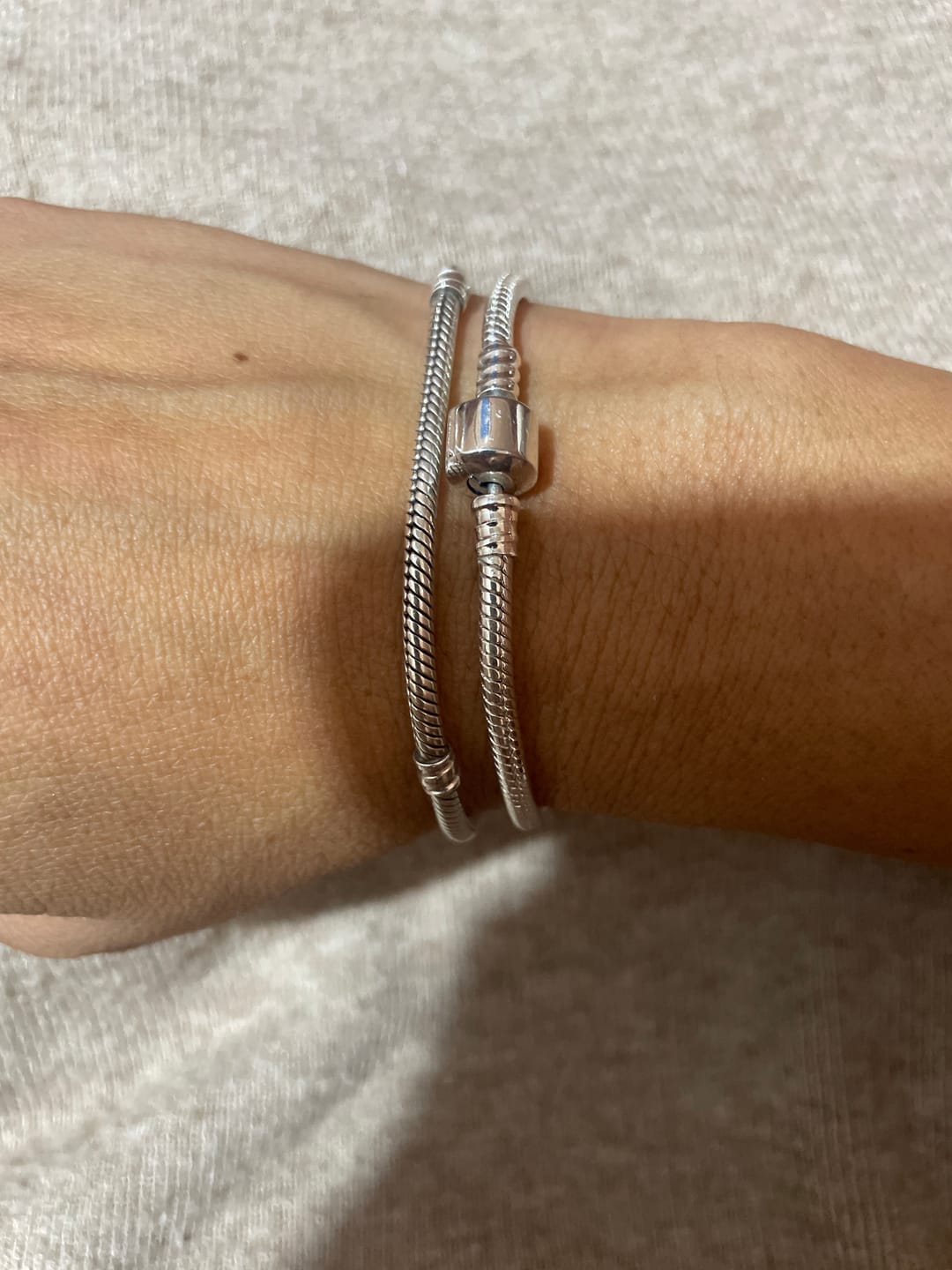 Customer photo review of Pulsera Cola de Raton