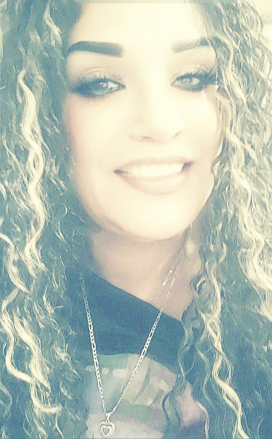 Customer photo review of Sensationnel Dashly Synthetic Hair Lace Front Wig - UNIT 33