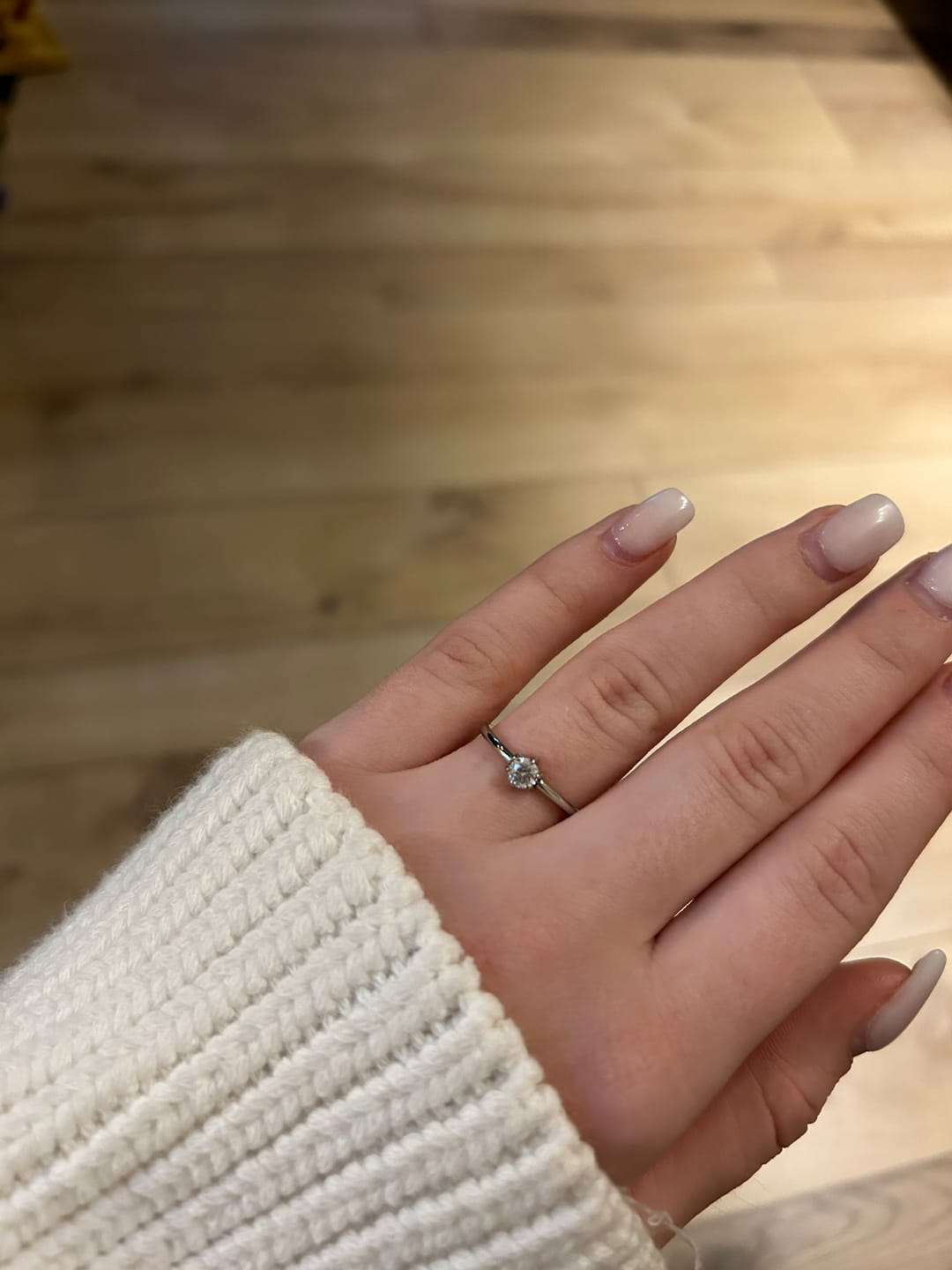 Customer photo review of One Stone Ring | 18K vergoldet