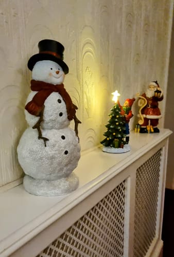 Customer photo review of Aynsley Snowman Figurine