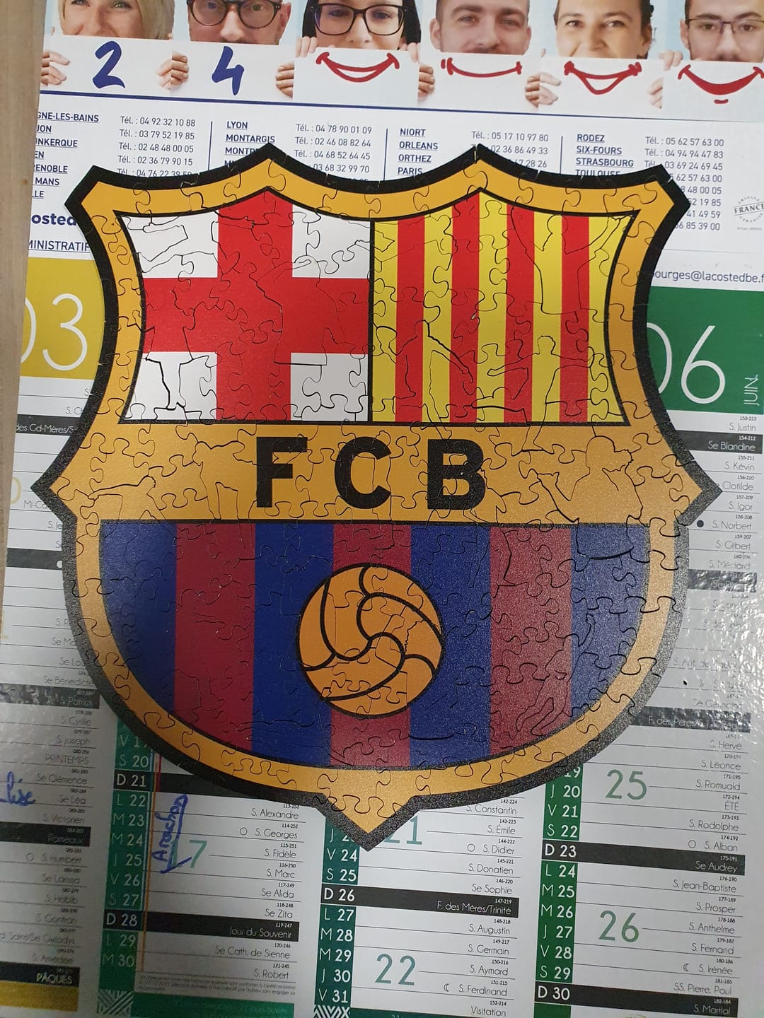 Customer photo review of Logo FC Barcelona® - Puzzle en Bois