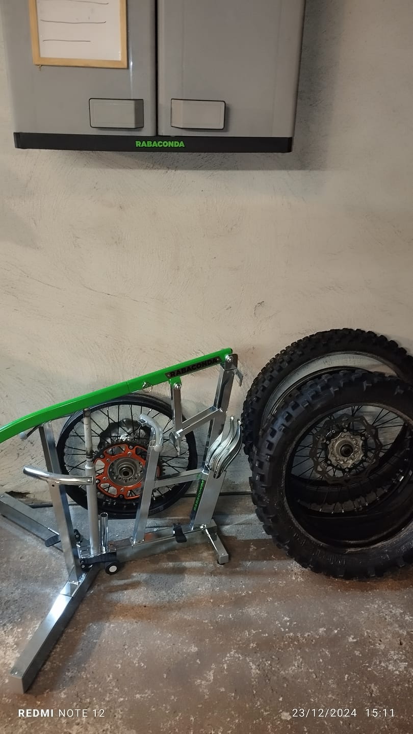 Customer photo review of Rabaconda Dirt Bike Tire Changer