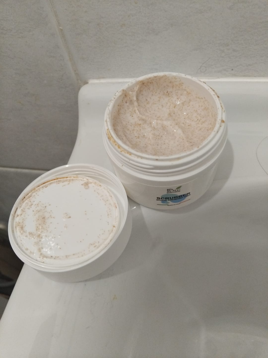 Customer photo review of Scrubber
