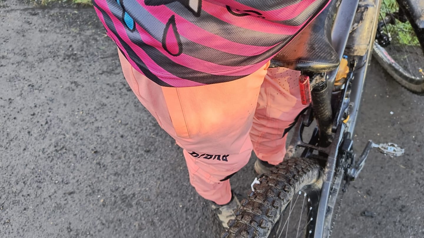 Customer photo review of Coffindodger DC | Park Pant | Floral Reef