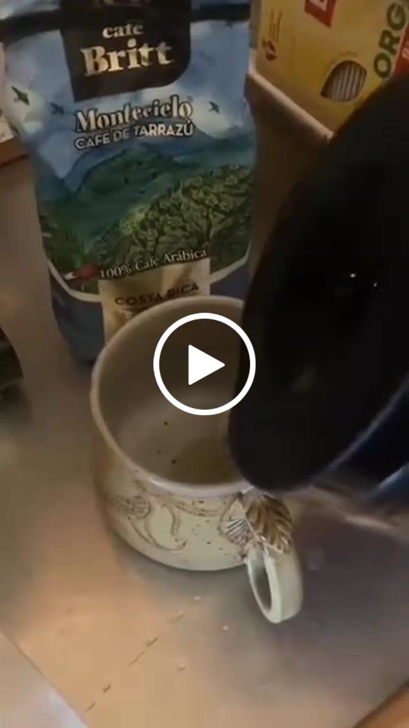 Customer video review of COSTA RICAN MONTECIELO COFFEE FROM TARRAZÚ