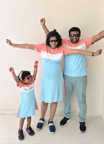 Customer photo review of Pastel Pink-White-Pastel Blue Color Block Family Matching Combo Set