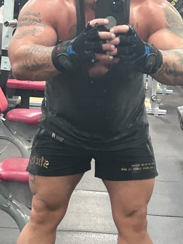 Customer photo review of Wolves - Quads of the Gods Lift Shorts -Black / Gold