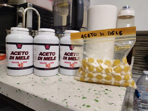 Customer photo review of Aceto di Sidro di Mele Puro al 100% - 90 capsule
