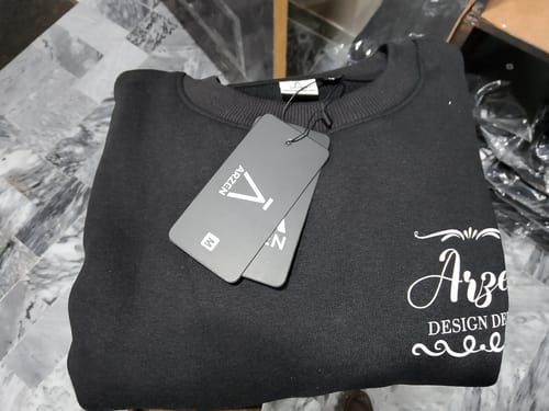 Customer photo review of BLACK BASIC SWEATSHIRT