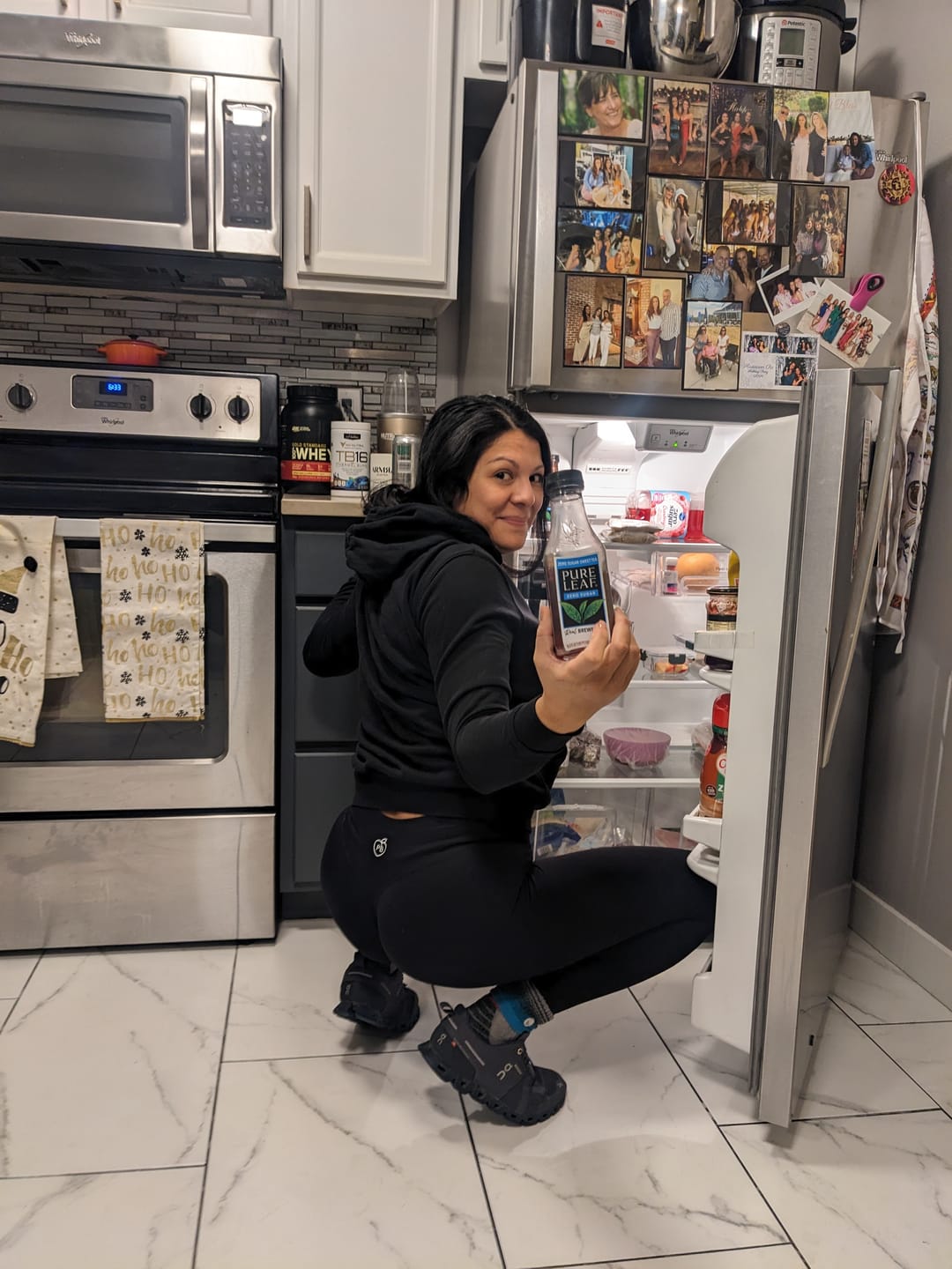 Customer photo review of Black Shaping Scrunch Butt Leggings