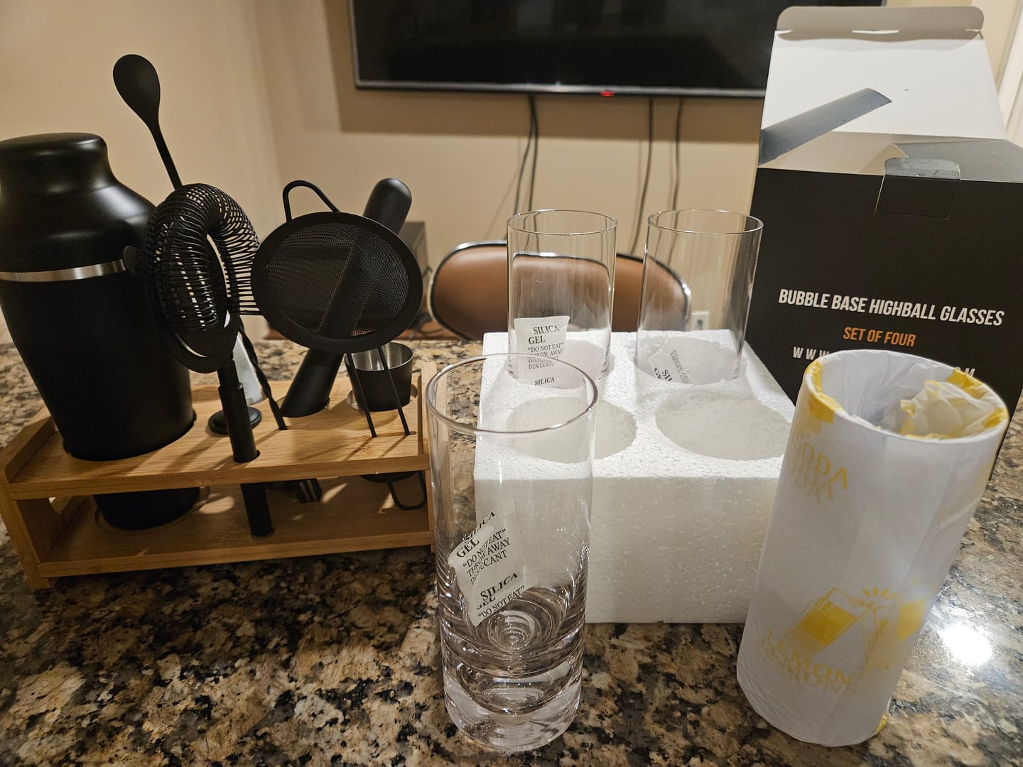 Customer photo review of Crystal Bubble Base Collins Glass Highball Tumbler - Set of 4 - 12oz