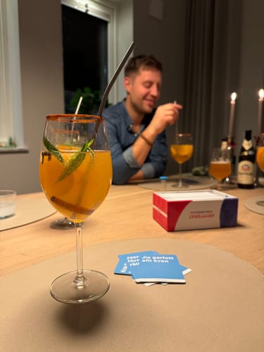 Madeleine H. review of Krypterat Familjeversion | Svensk Utgåva | 400 Kort | Nästan Slutsåld! image 1 out of 1