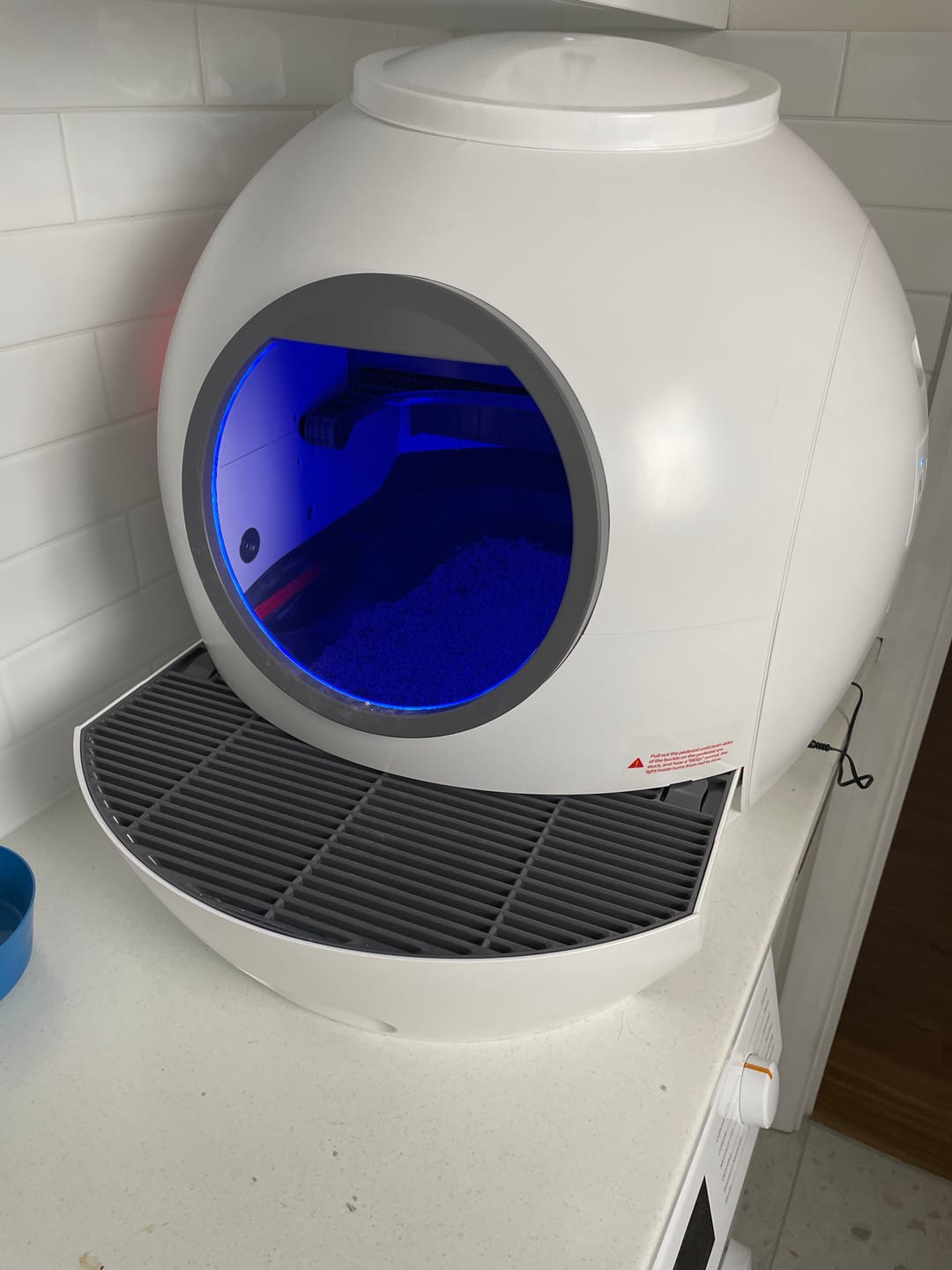 Customer photo review of PaWz Automatic Smart Cat Litter Box Self-Cleaning